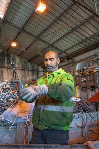 Aperçu des activités de la casse automobile MB RECYCLAGE située à VITROLLES (13127)